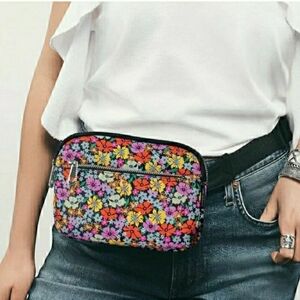 NWT Brighton Painted Poppies belt crossbody bag